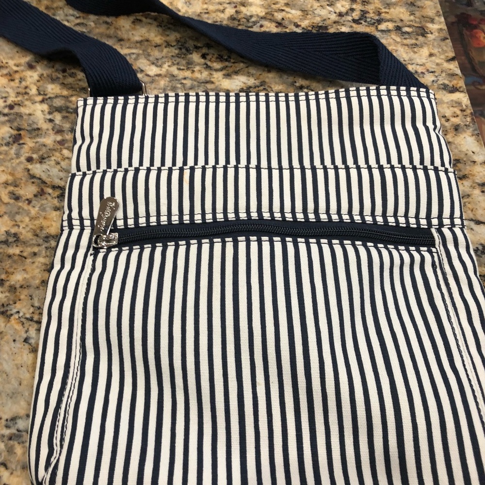 Thirty One crossbody purse. Never used. White navy